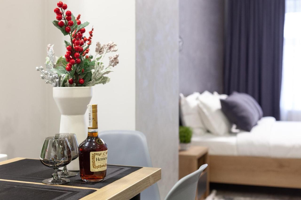 Alfa Apartments Kniazia Leva 2 リヴィウ エクステリア 写真